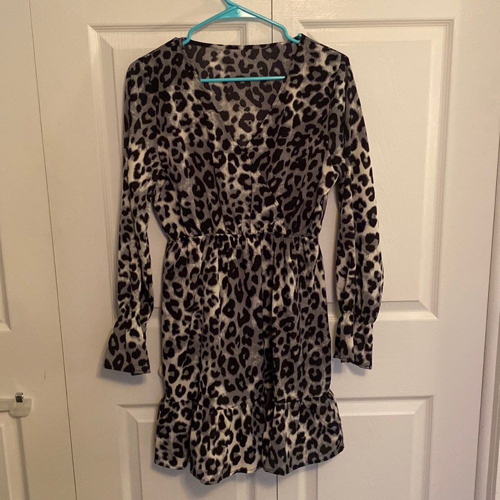 Long sleeved leopard dress